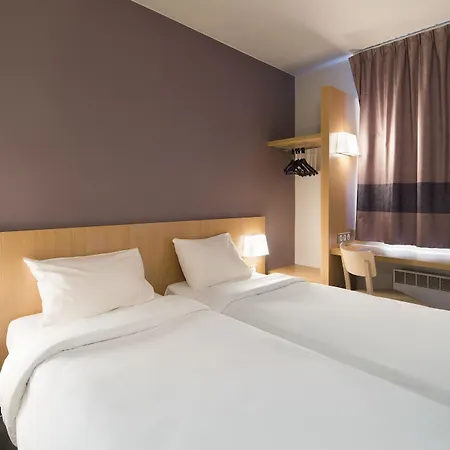 Fréjus Hotel 2*