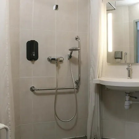 호텔 Frejus 로크부른수르알젠스